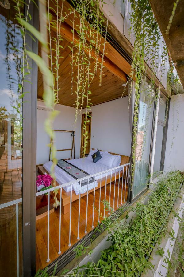 The Purple Hue Homestay Ngoại thất bức ảnh